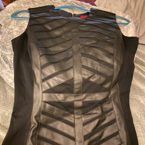 GILI Strappy Leather 6 - Picture 1 of 3